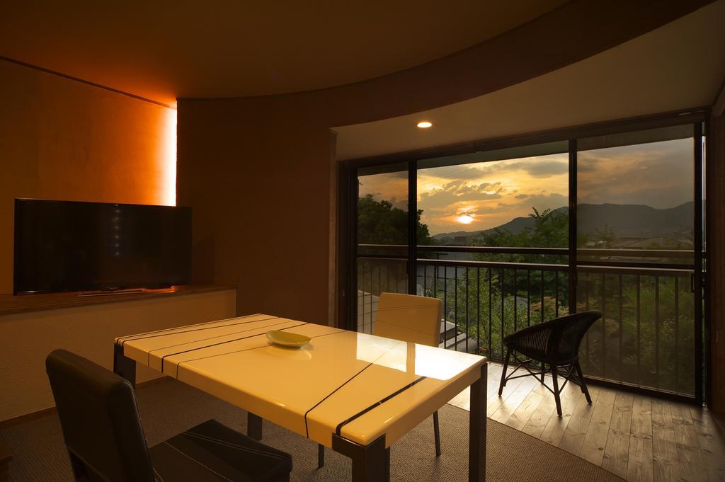 Meitei No Yado Hotel Koshien Fuefuki Экстерьер фото
